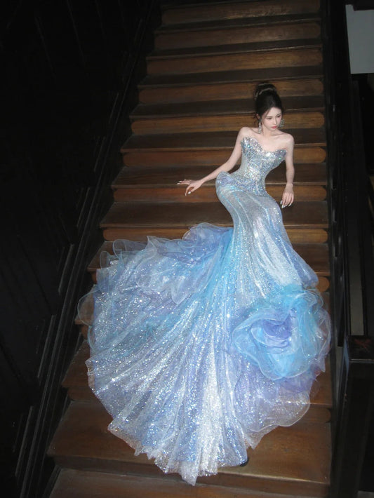 Wunderschönes dunkelolivgrünes herzförmiger Ausschnitt A-Linie Satin Tüll Kurzes Ballkleid Homecoming-Kleid ED02575
