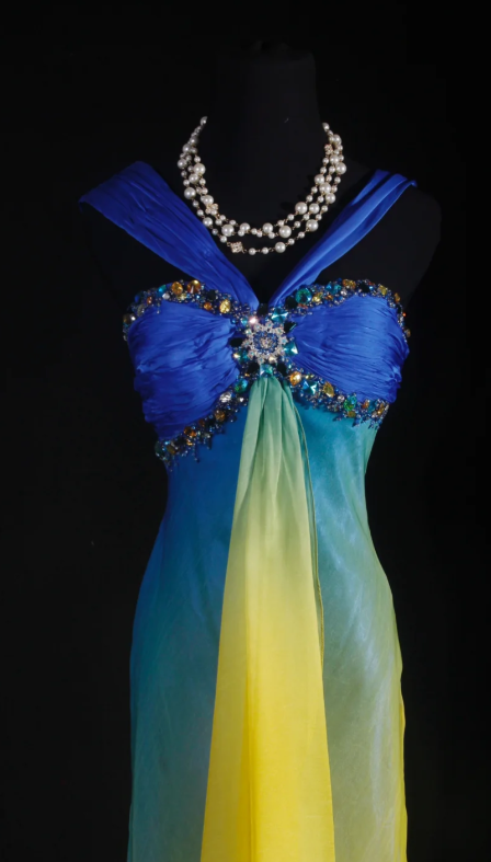 Wunderschönes dunkelolivgrünes herzförmiger Ausschnitt A-Linie Satin Tüll Kurzes Ballkleid Homecoming-Kleid ED02575