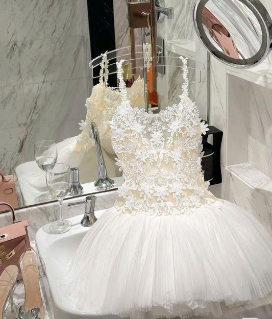 Chic Spaghetti Straps Ball Gown Lace Applique Short Prom Dresses, White Homecoming Dresses ED04252