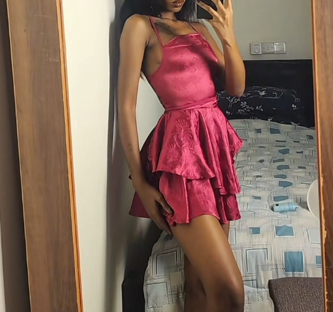 Wunderschönes dunkelolivgrünes herzförmiger Ausschnitt A-Linie Satin Tüll Kurzes Ballkleid Homecoming-Kleid ED02575