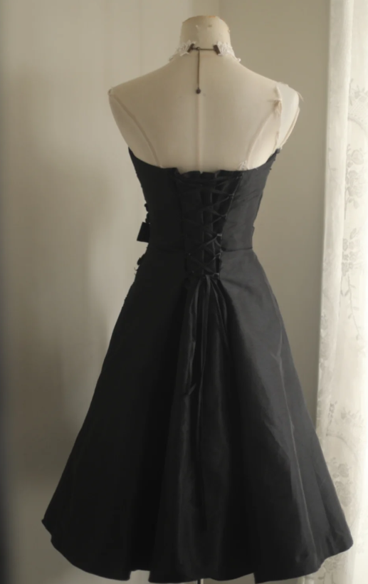 Wunderschönes dunkelolivgrünes herzförmiger Ausschnitt A-Linie Satin Tüll Kurzes Ballkleid Homecoming-Kleid ED02575