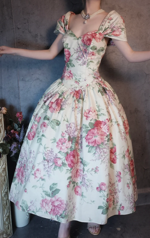Vintage V-neck Ball Gown Floral Prom Dresses ED04298