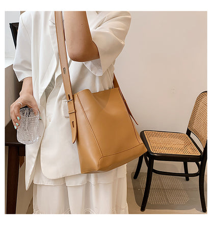 Sac seau à bandoulière polyvalent de grande capacité pour les déplacements quotidiens, sac fourre-tout ED0435