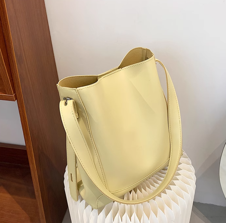 Sac seau à bandoulière polyvalent de grande capacité pour les déplacements quotidiens, sac fourre-tout ED0435