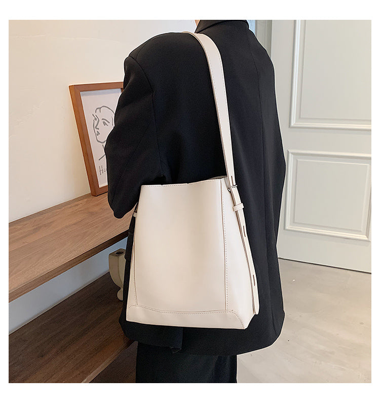 Sac seau à bandoulière polyvalent de grande capacité pour les déplacements quotidiens, sac fourre-tout ED0435