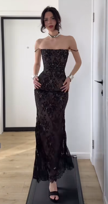 Glam Spaghetti Straps Lace Birthday Dresses Sheath Long Prom Dresses, Black Formal Evening Dresses ED04376