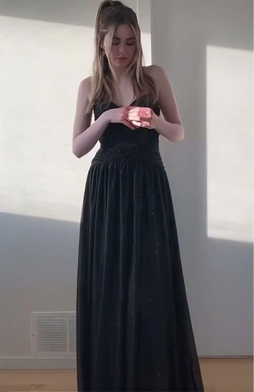 Fashion Spaghetti Strap Sheath Chiffon Prom Dresses, Black Formal Dresses ED04390
