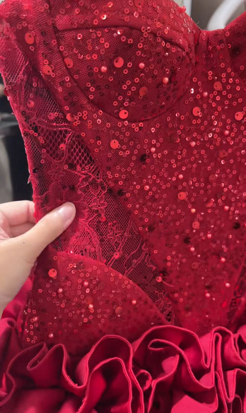Wunderschönes dunkelolivgrünes herzförmiger Ausschnitt A-Linie Satin Tüll Kurzes Ballkleid Homecoming-Kleid ED02575