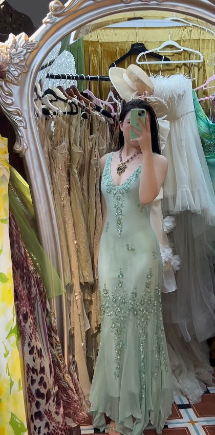 Fairy V-neck Mermaid Long Prom Dresses Beaded Chiffon Soft Green Evening Dresses ED04506