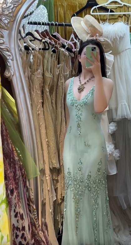 Fairy V-neck Mermaid Long Prom Dresses Beaded Chiffon Soft Green Evening Dresses ED04506