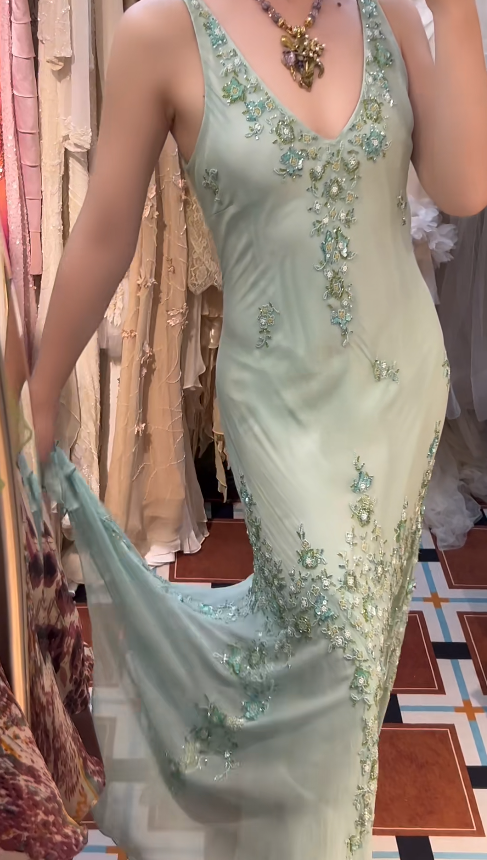 Fairy V-neck Mermaid Long Prom Dresses Beaded Chiffon Soft Green Evening Dresses ED04506