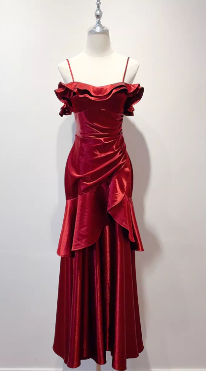 Chic Spaghetti Strap Sheath Long Prom Dresses Satin Ruffle Burgundy Formal Dresses ED04512