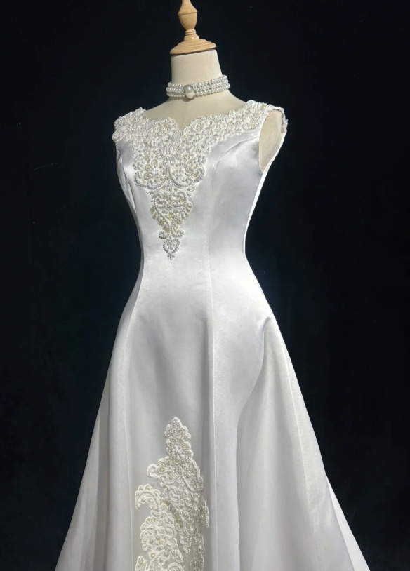 Vintage Jewel A-Line Long Wedding Dresses, Satin Beaded Applique Bridal Dresses White Bridal Gowns ED04522