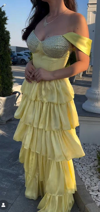 Elegant Sheath Long Prom Dresses Tiered Satin Yellow Formal Dresses Off-the-shoulder Party Dresses ED04529