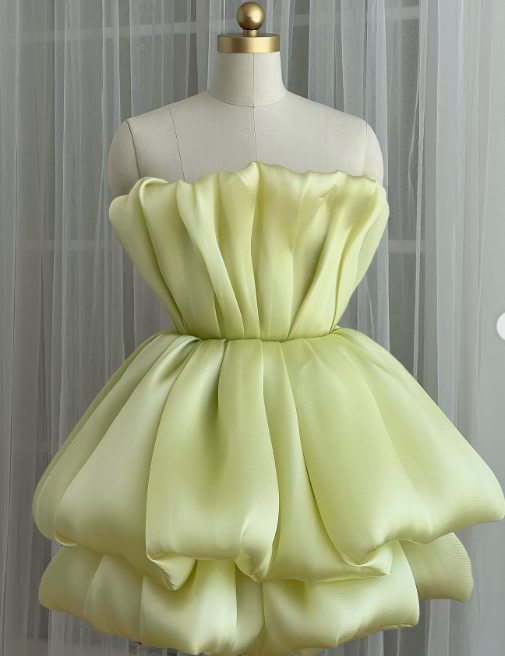 Sexy Strapless A-Line Short Prom Dresses Satin Yellow Homecoming Dresses ED04548