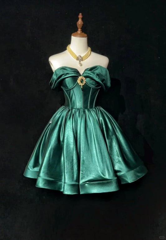 Sweet Off-the-shoulder A-Line Short Prom Dresses Satin Green Homecoming Dresses ED04631
