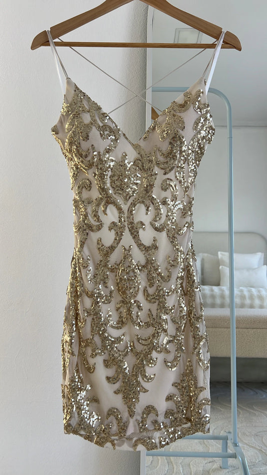 Gorgeous Spaghetti Strap Sheath Short Prom Dresses Sequined Backless Birthday Dresses Gold Sleeveless Homecoming Dresses ED04645