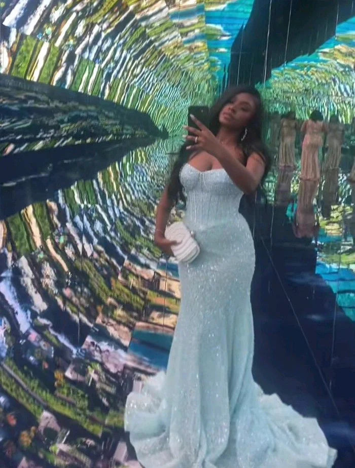 Gorgeous Strapless Mermaid Long Prom Dresses Tulle Light Blue Evening Gowns ED04649