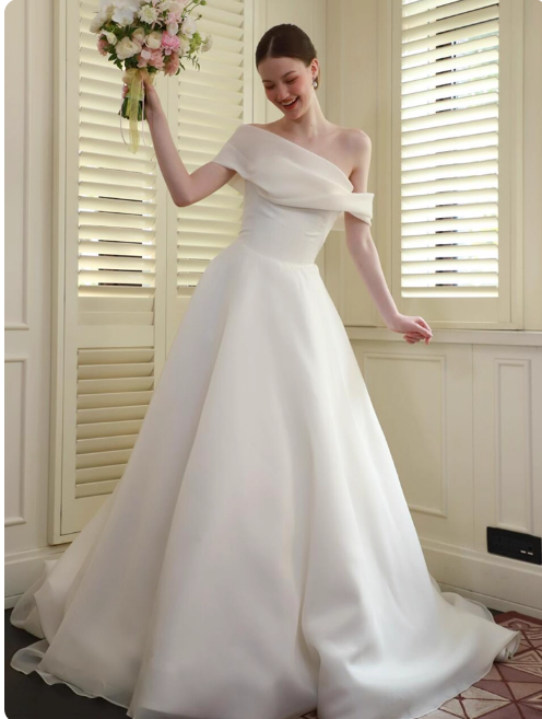 Timeless Off-the-shoulder A-Line Wedding Dresses Chiffon White Bridal Gowns Simple Bridal Dresses ED04663