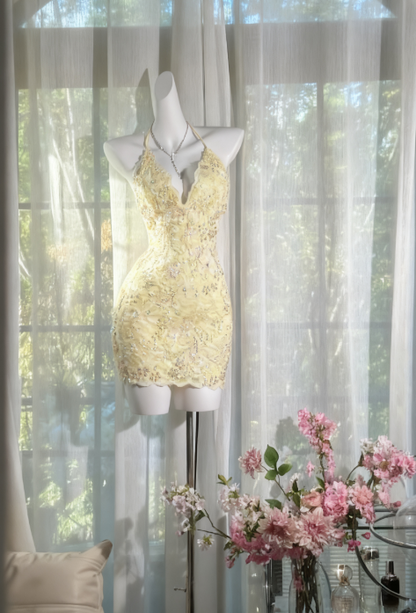 Sweet Halter Sheath Short Prom Dresses Embroidered Applique Homecoming Dresses Pink Birthday Dresses ED04677