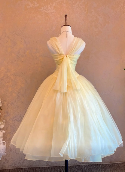 Wunderschönes dunkelolivgrünes herzförmiger Ausschnitt A-Linie Satin Tüll Kurzes Ballkleid Homecoming-Kleid ED02575