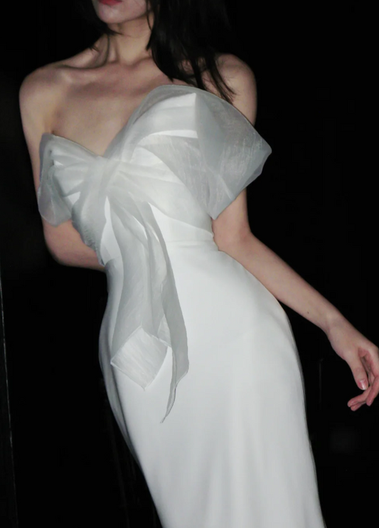 Simple Strapless Mermaid Long Wedding Dresses Chiffon Backless White Bridal Gowns ED04717