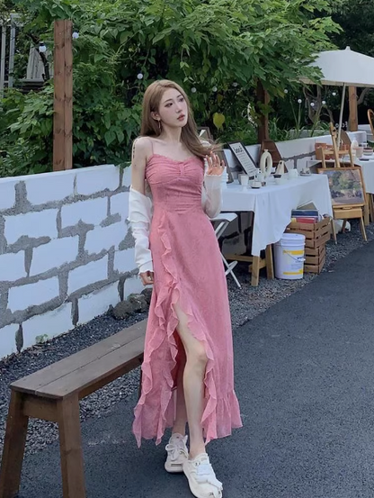 Maxikleid mit Rüschen und Schlitz im French-Rosen-Print, Strumpfhalter ED0471