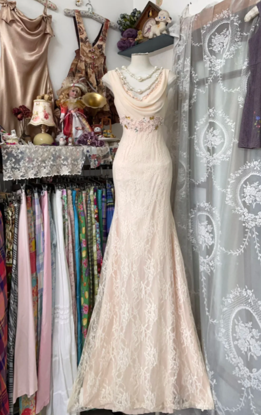 Wunderschönes dunkelolivgrünes herzförmiger Ausschnitt A-Linie Satin Tüll Kurzes Ballkleid Homecoming-Kleid ED02575