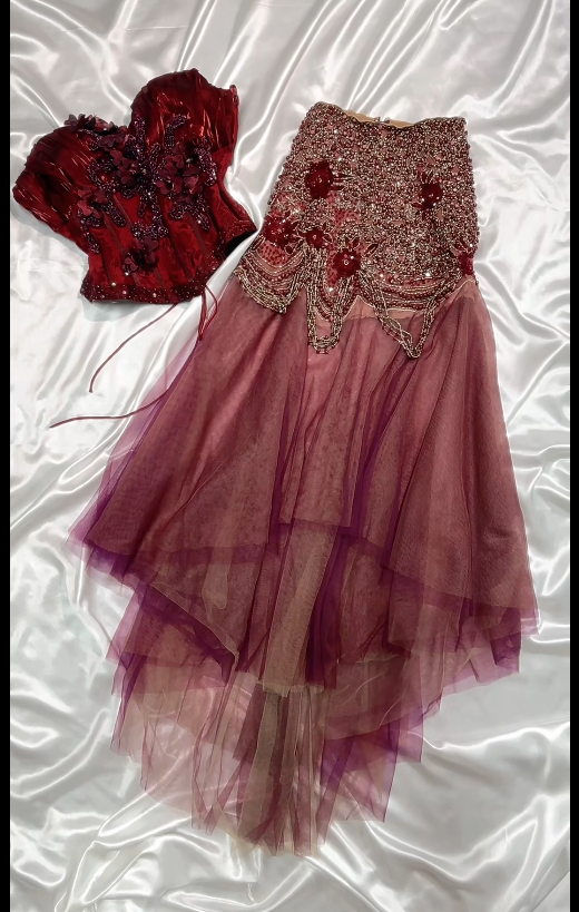 Vintage Two-Piece Corset Burgundy Prom Dresses Beaded Tulle Burgundy Formal Dresses ED04936