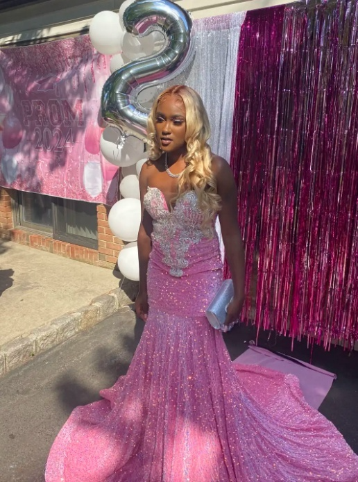 Sexy Sweetheart Mermaid Pink Long Prom Dresses Sequins Pink Birthday Dresses ED04955