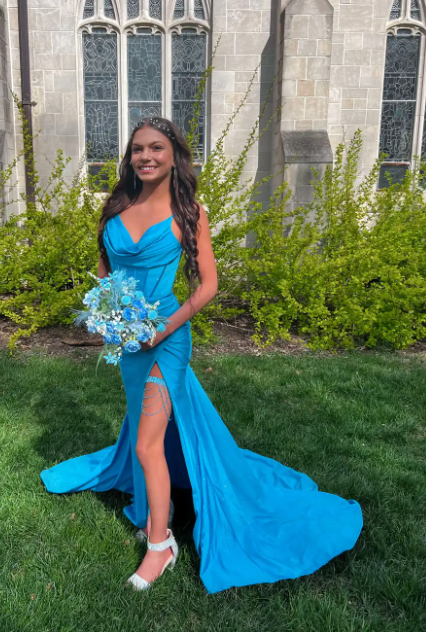 Elegant Spaghetti Strap Sheath Blue Long Prom Dresses with Slits ED04957