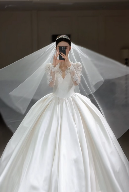 Simple V-neck Ball Gown Long Wedding Dresses Satin White Bridal Gowns Long Sleeve Bridal Dresses ED04969
