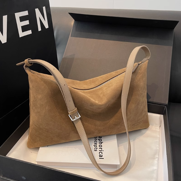 Sac bandoulière vintage en peau de cerf ED0498