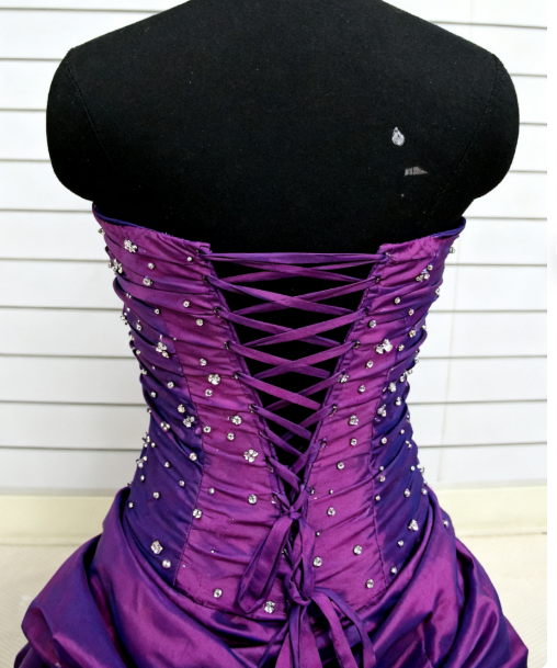 Vintage Halter Neck Ball Gown Taffeta Purple Long Prom Dress ED05002