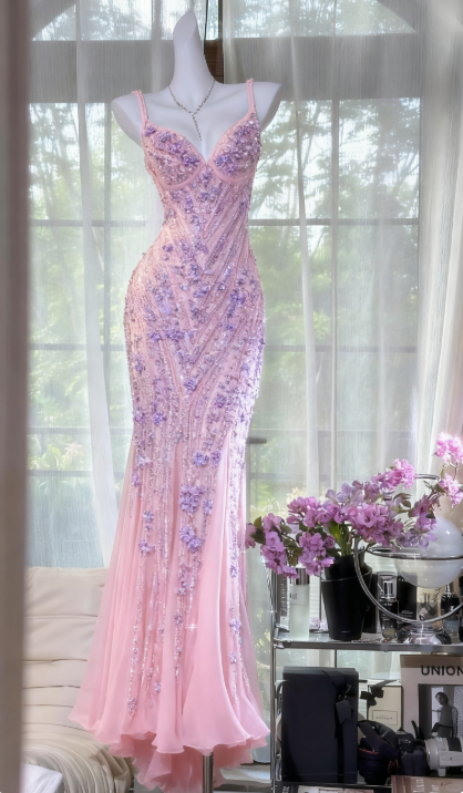 Wunderschönes dunkelolivgrünes herzförmiger Ausschnitt A-Linie Satin Tüll Kurzes Ballkleid Homecoming-Kleid ED02575