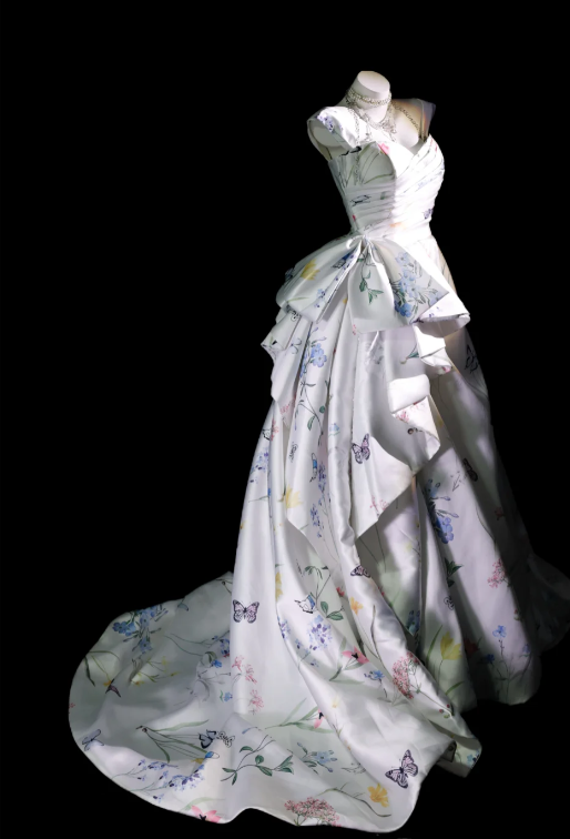 Gorgeous Strap Ball Gown Floral White Long Prom Dresses Satin White Quinceanera Dresses Sweet 16 Dress ED05062