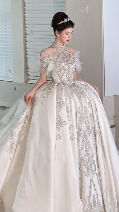 Princess Off-shoulder Ball Gown Satin Long Wedding Dresses with Rhinestone Appliques White Bridal Gowns Short Sleeve Bridal Dresses ED05070