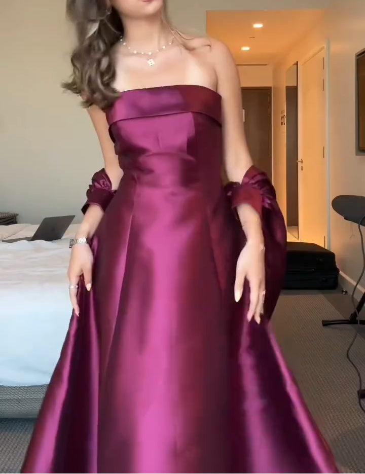 Chic Strapless A-Line Long Prom Dresses, Satin Sleeveless Evening Gowns ED05144