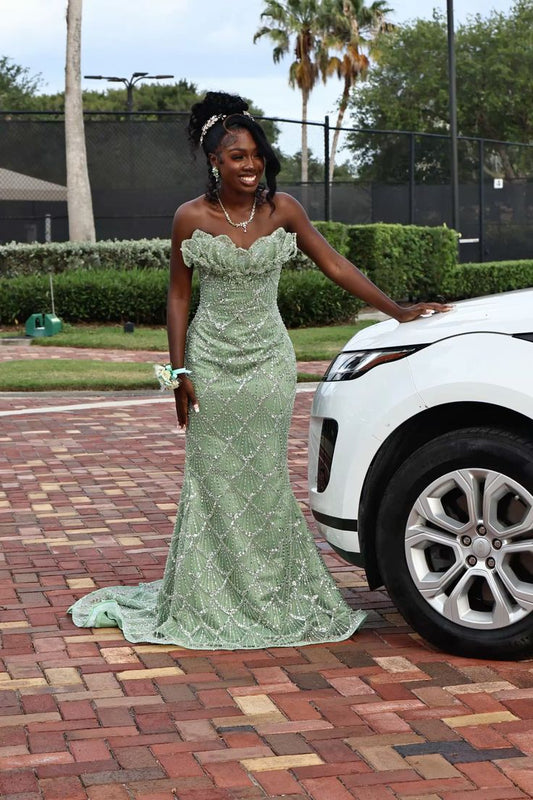 Sexy Strapless Mermaid Green Long Prom Dresses Tulle Beaded Green Evening Gowns ED05148