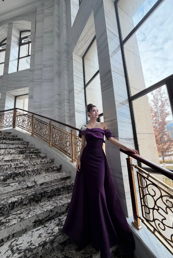 Elegant Off-shoulder A-Line Purple Long Prom Dresses Satin Purple Formal Dresses ED05209