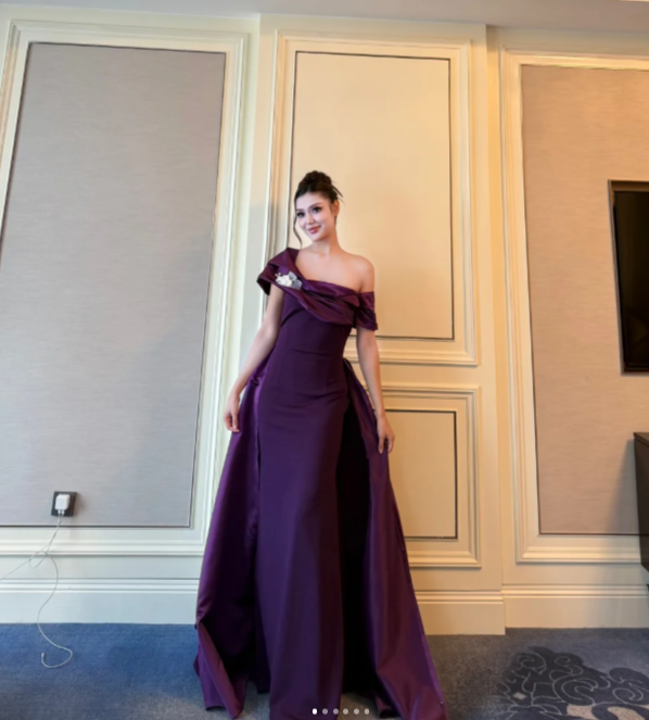 Elegant Off-shoulder A-Line Purple Long Prom Dresses Satin Purple Formal Dresses ED05209