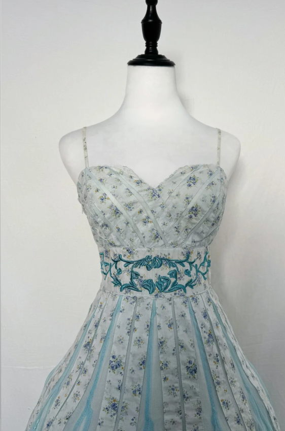 Chic Spaghetti Straps A-Line Short Prom Dresses Tulle Applique Blue Formal Dresses ED05235