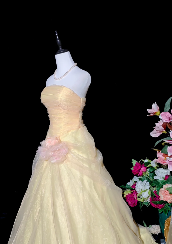 Gorgeous Strapless Long Prom Dresses Tulle Yellow Quinceanera Dresses Sweet 16 Dresses  ED05292