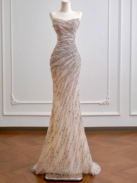 Gorgeous Sheath Long Wedding Dresses Tulle Beaded Champagne Bridal Gowns Sleeveless Strapless Bridal Dresses ED05356