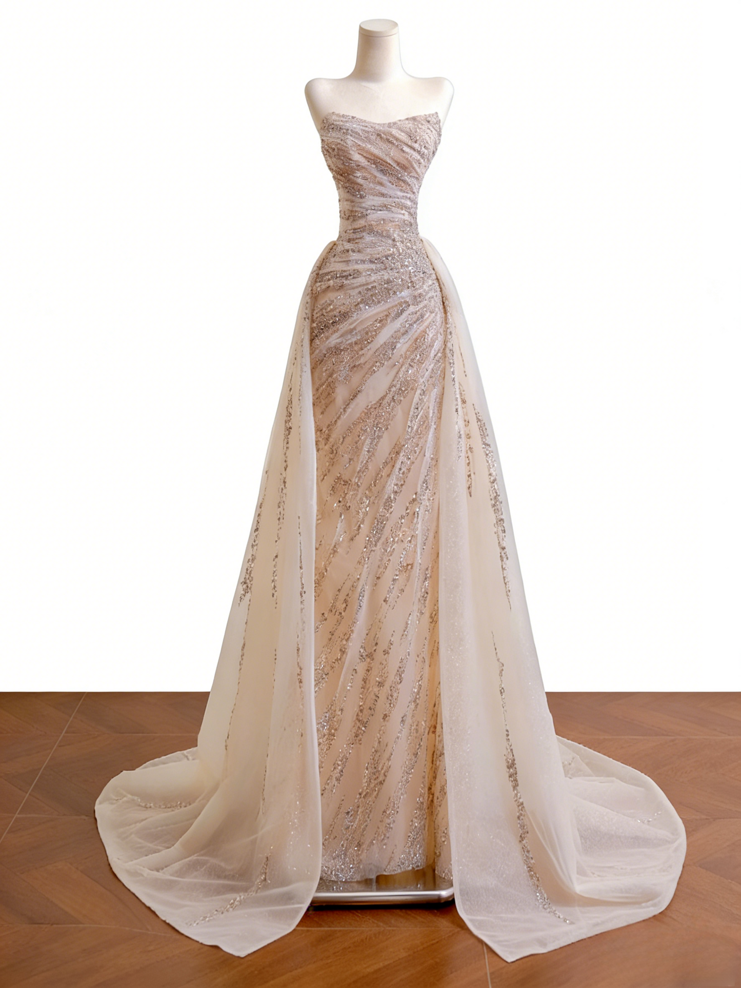 Gorgeous Sheath Long Wedding Dresses Tulle Beaded Champagne Bridal Gowns Sleeveless Strapless Bridal Dresses ED05356