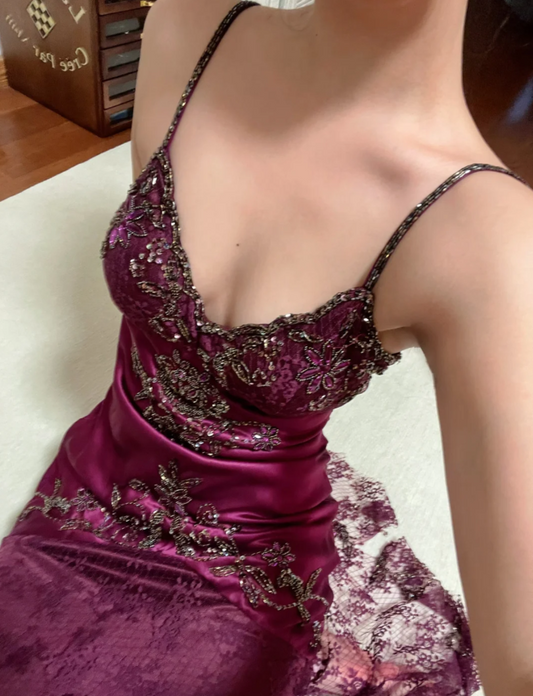 Elegant Sheath Long Prom Dresses Satin Beaded Grape Evening Dresses Sleeveless Formal Dresses ED05366