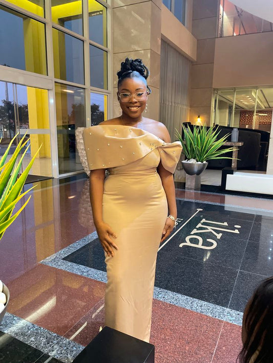 Sexy Off-shoulder Sheath Long Prom Dresses  Satin Evening Dresses Champagne Formal Dresses ED05380