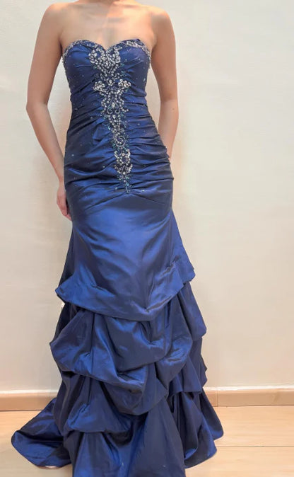 Vintage A-Line Long Prom Dresses  Sweetheart Blue Formal Dresses Satin Beaded Birthday Dresses   ED05386