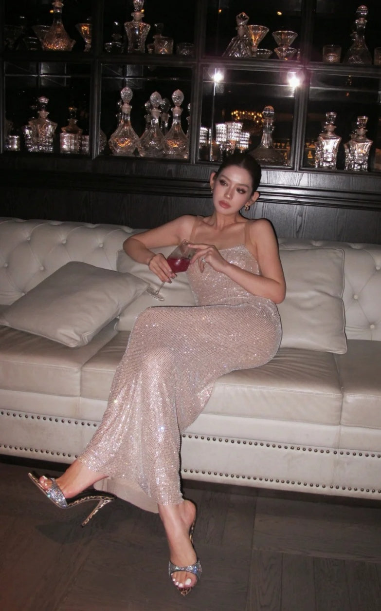 Elegant Sheath Champagne Evening Dresses Sheer Straps Chiffon Long Prom Dresses Backless Champagne Party Dresses ED05422