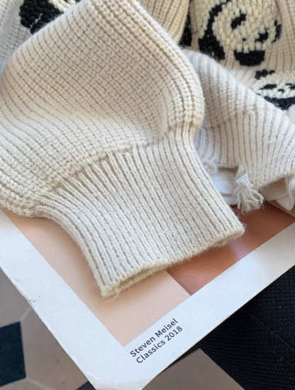Süßer Strickjackenmantel mit Panda-Stickerei ED0542